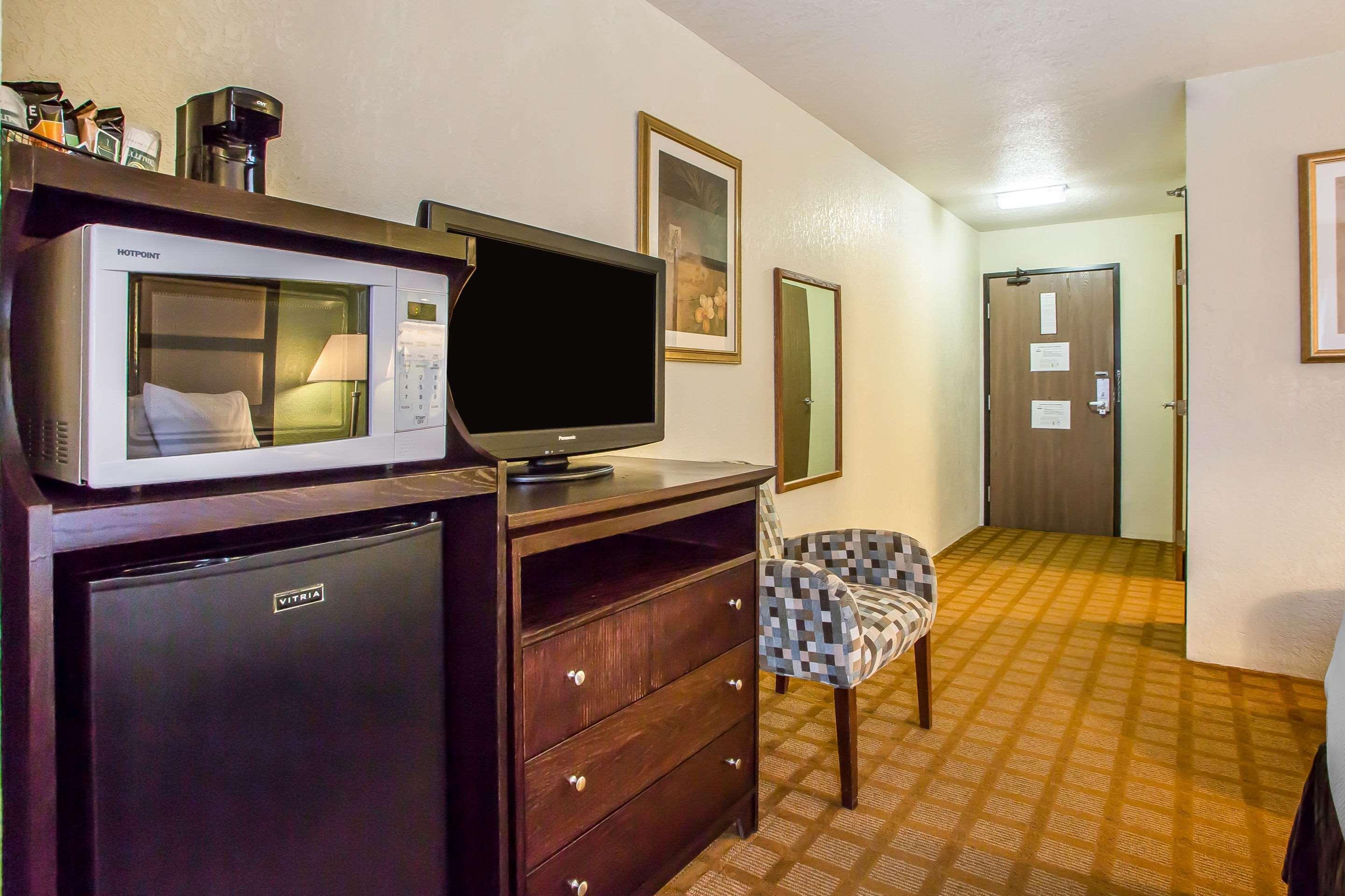 Quality Inn & Suites Marinette Eksteriør billede