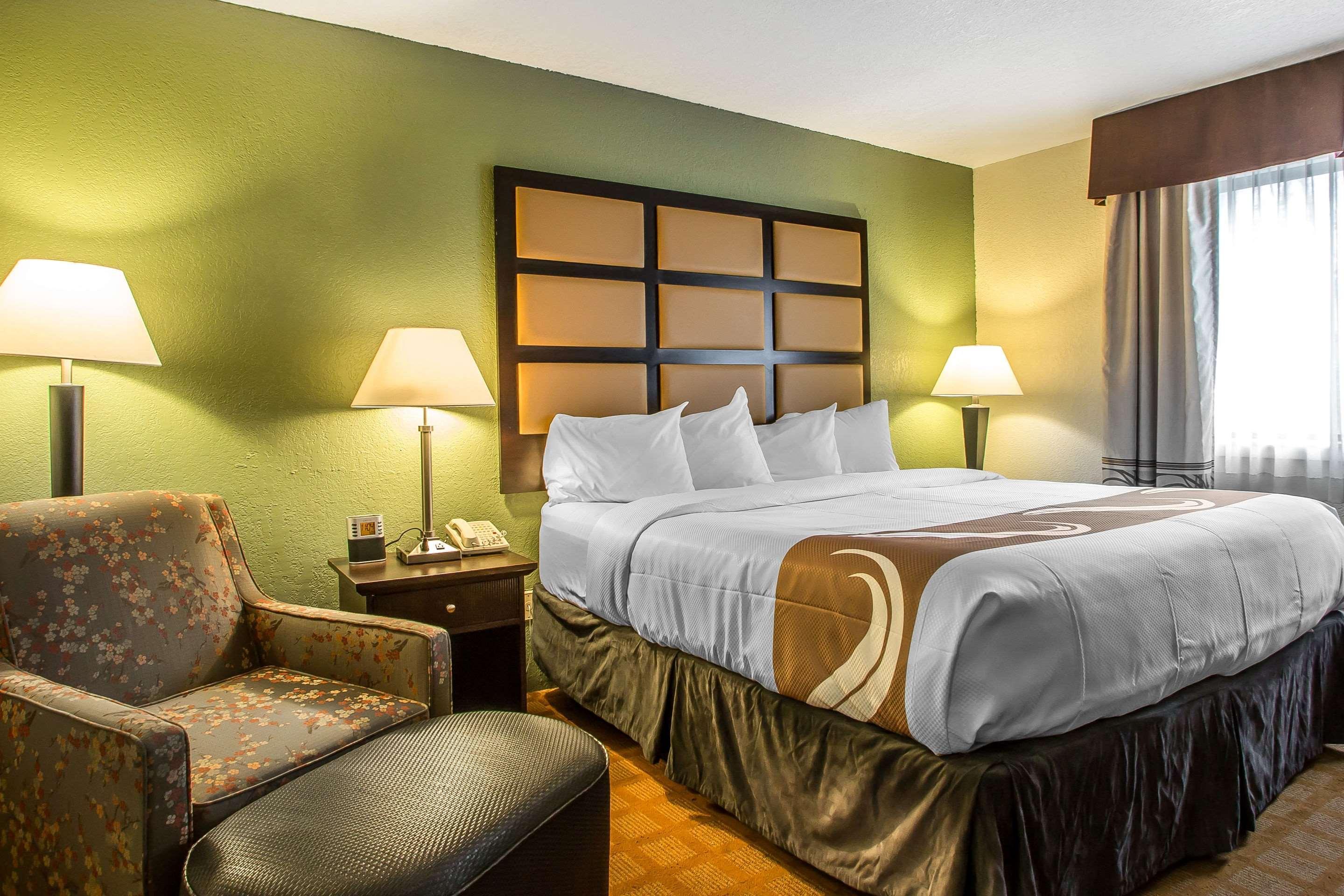 Quality Inn & Suites Marinette Eksteriør billede