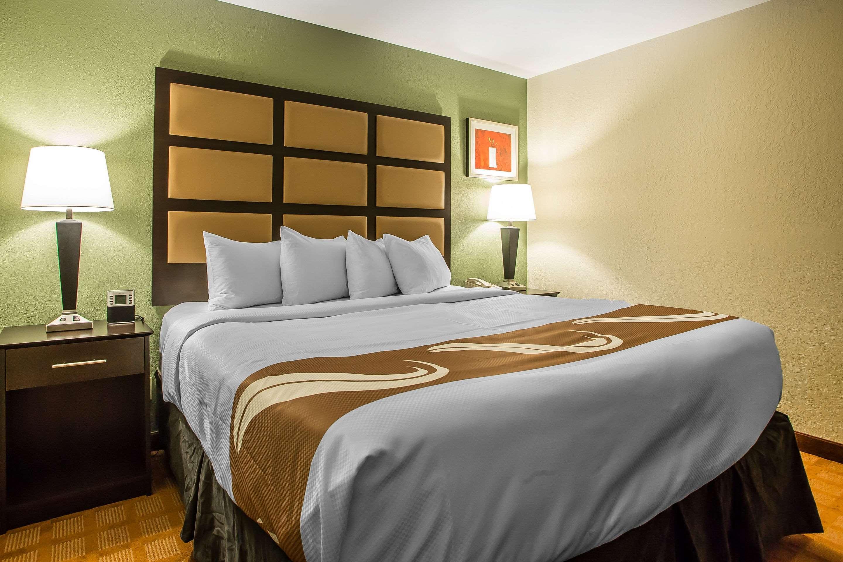 Quality Inn & Suites Marinette Eksteriør billede