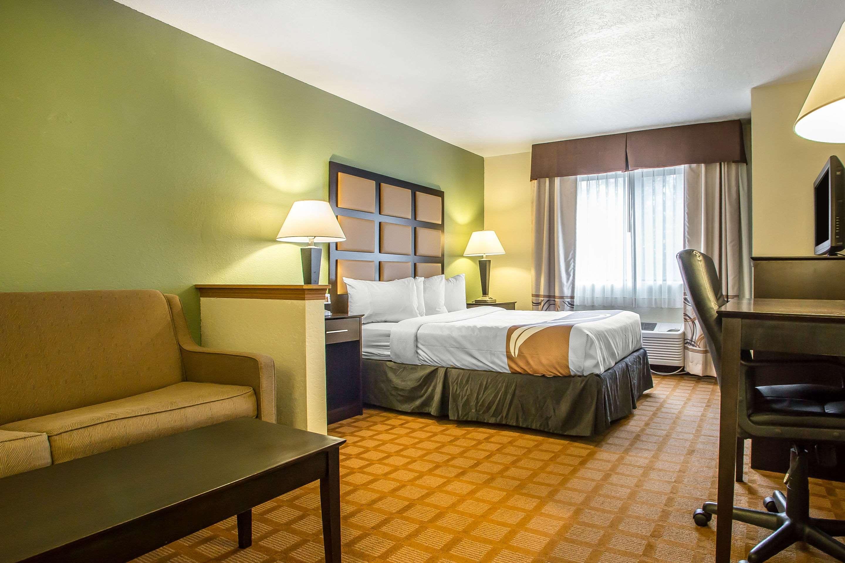 Quality Inn & Suites Marinette Eksteriør billede