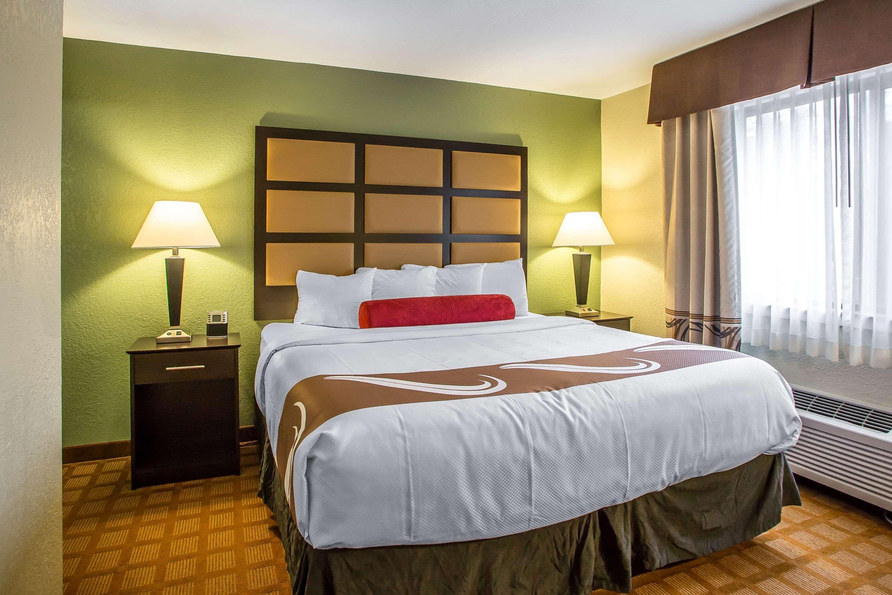 Quality Inn & Suites Marinette Eksteriør billede